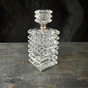 Shannon Crystal Square Tiered Bottle